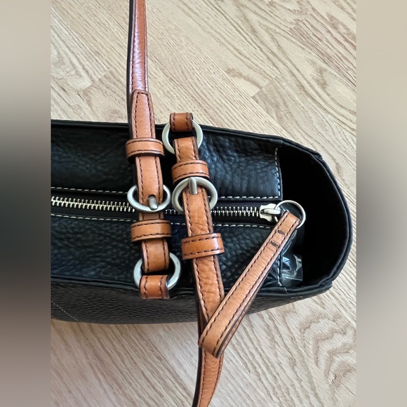 COACH Chelsea Tote / Shoulder Bag Black Pebbled Leather - Authentic - Picture 7 of 13